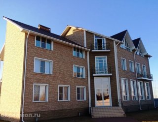 «C`est La Vie» на улице Грез