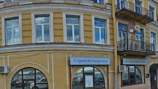 «Семейные ценности» на Свердловской набережной